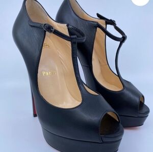 Christian Louboutin (Red Bottoms)